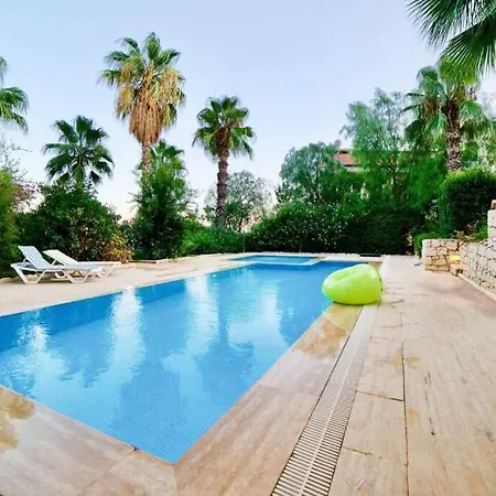 Kas'ta Bahce Kati Doublex Keyifi Apartment Kas