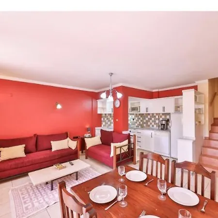 Kas'ta Bahce Kati Doublex Keyifi Apartment *