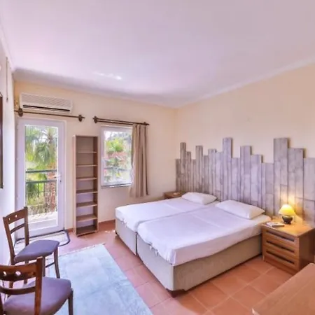 Apartment Kas'ta Bahce Kati Doublex Keyifi *